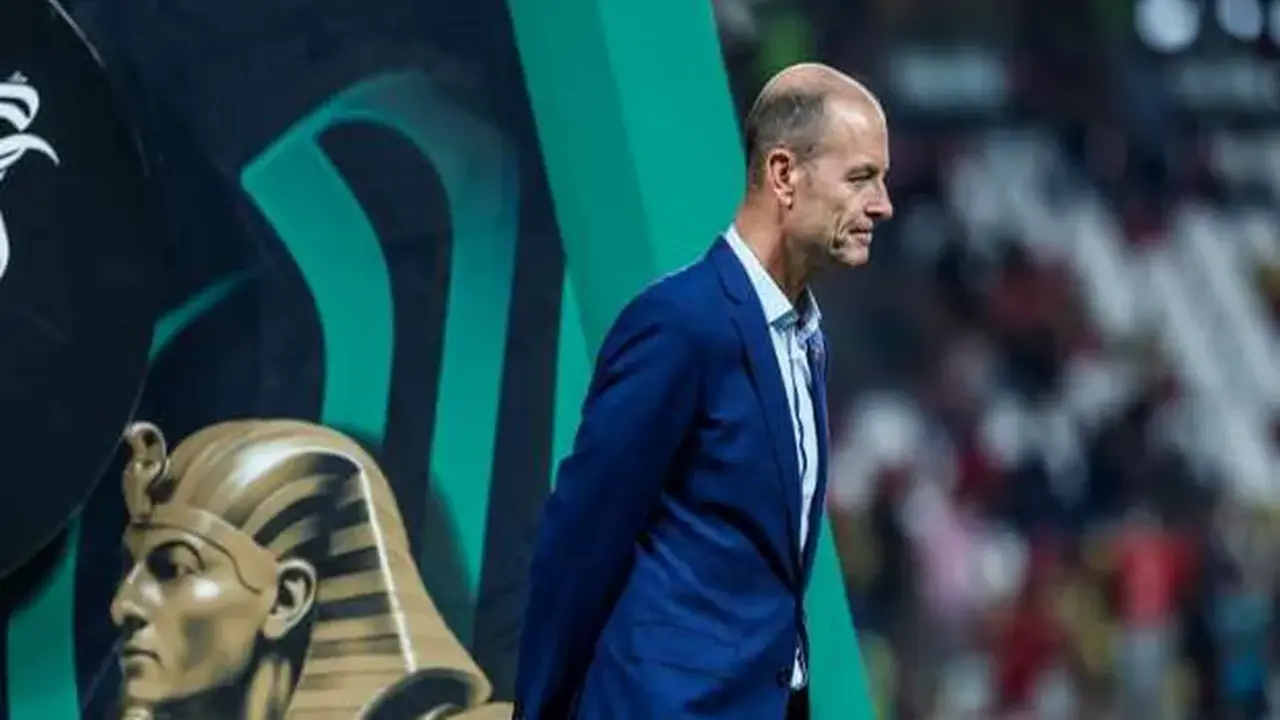 أزمة بين ييس توروب وإدارة الأهلي بسبب أليو ديانج تؤثر على استقرار الفريق